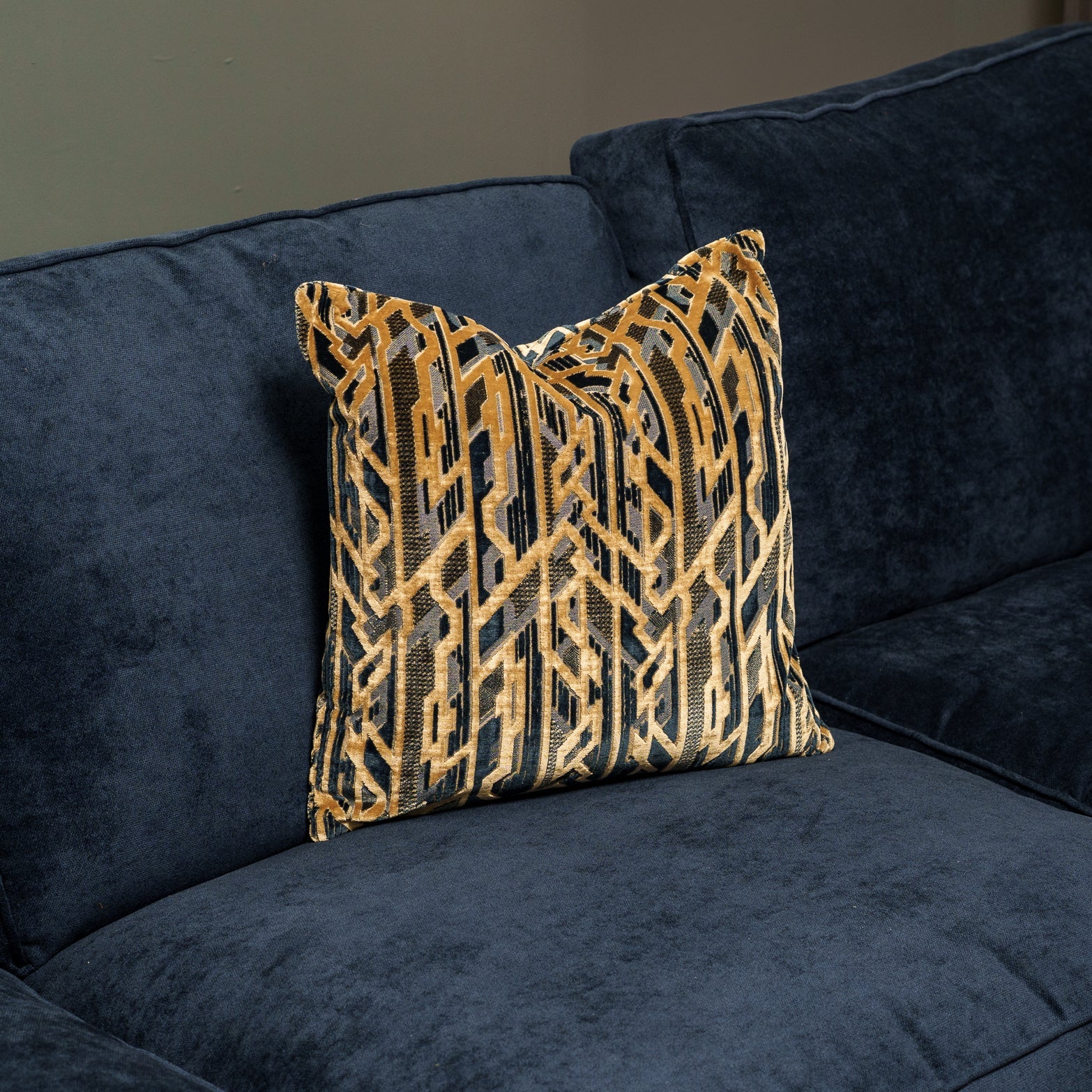 Cushion F+H Studio Lyron Tan Multi