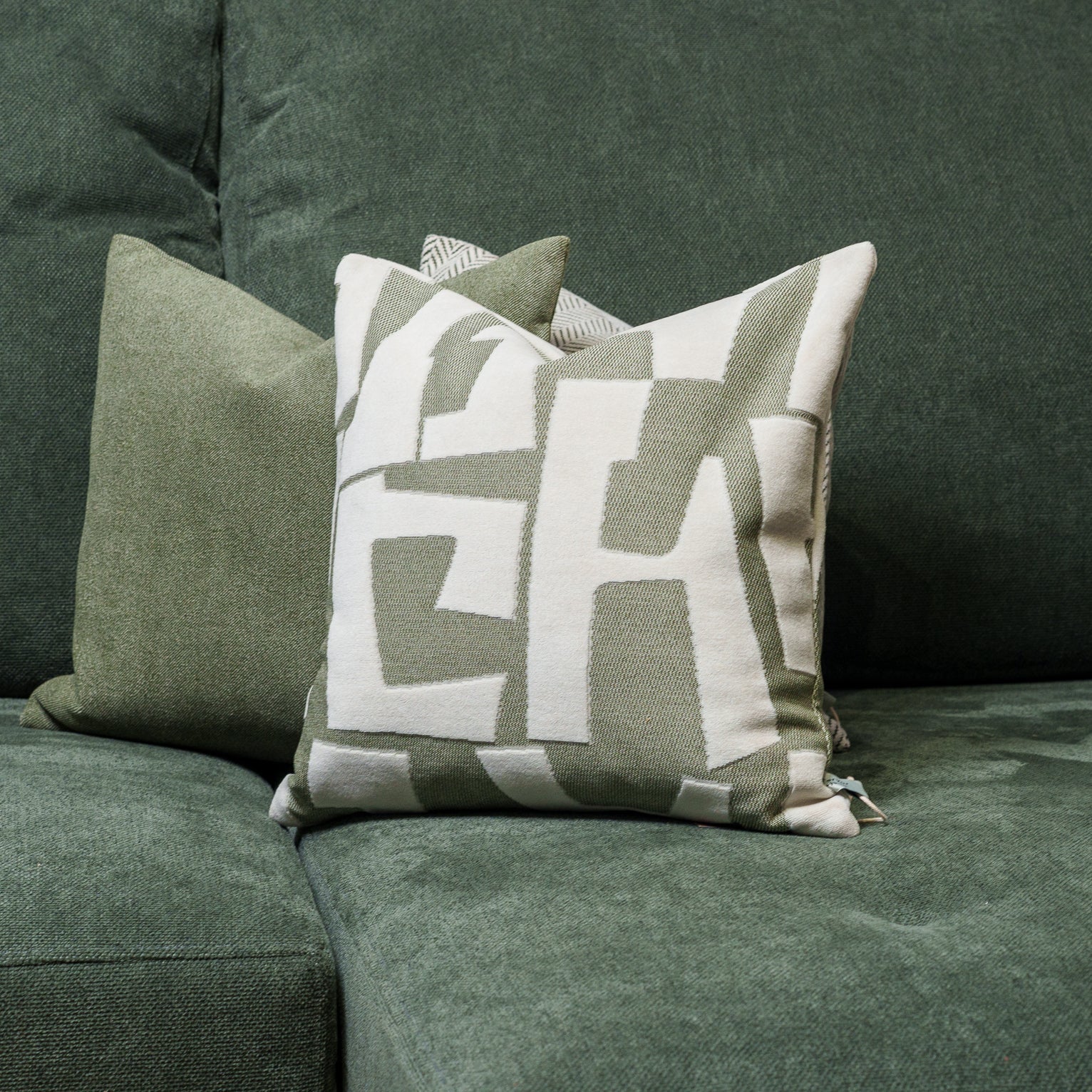 Cushion F+H Studio Solara Avocado