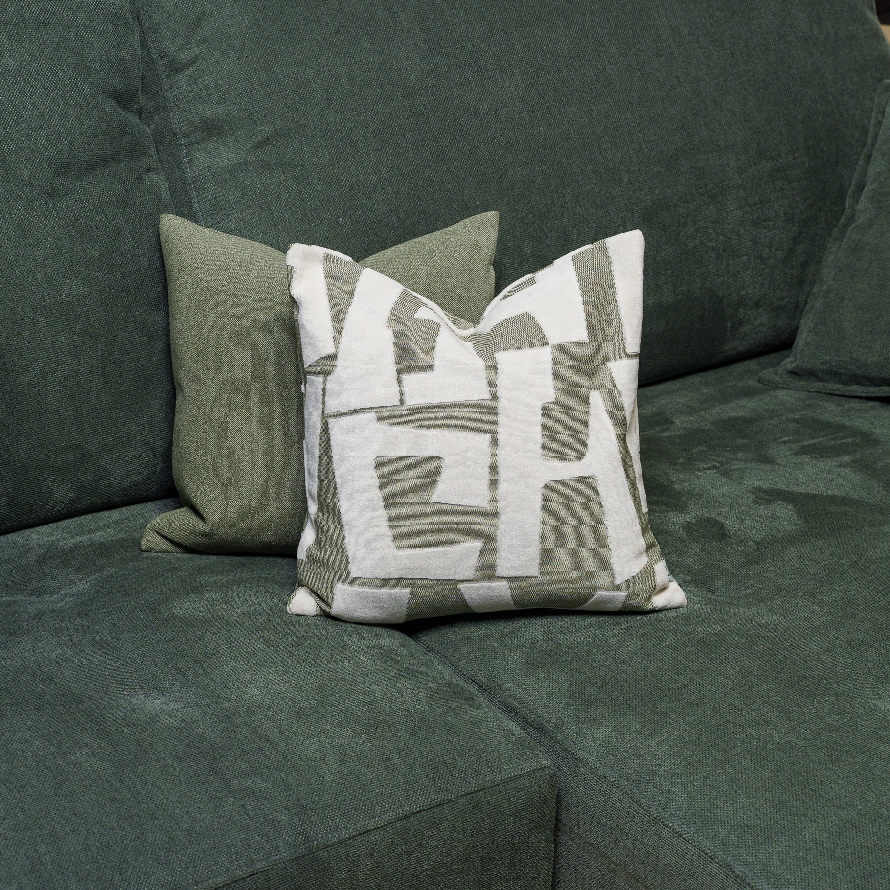 Cushion F+H Studio Solara Avocado