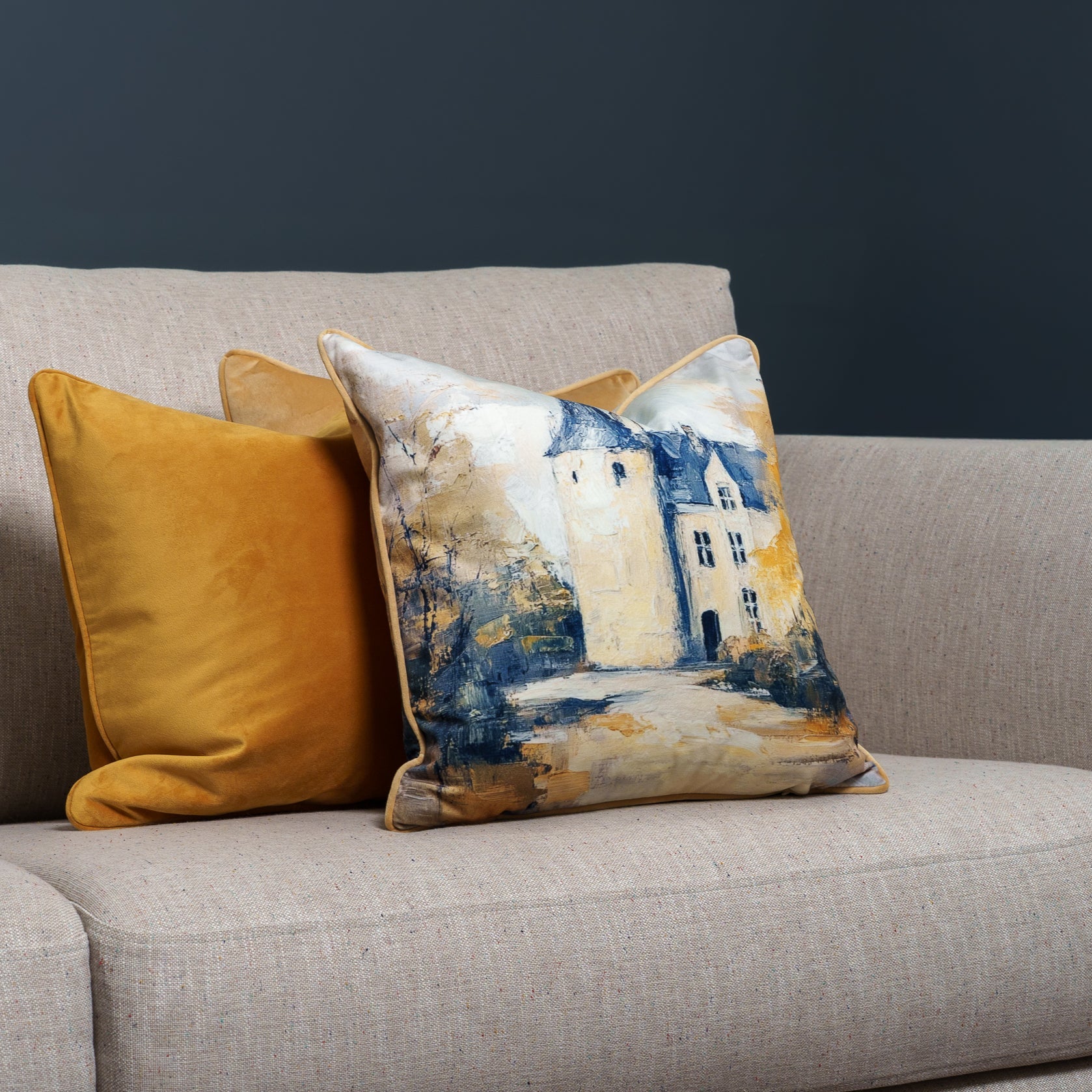 Cushion F+H Velvet Rustic Castle View