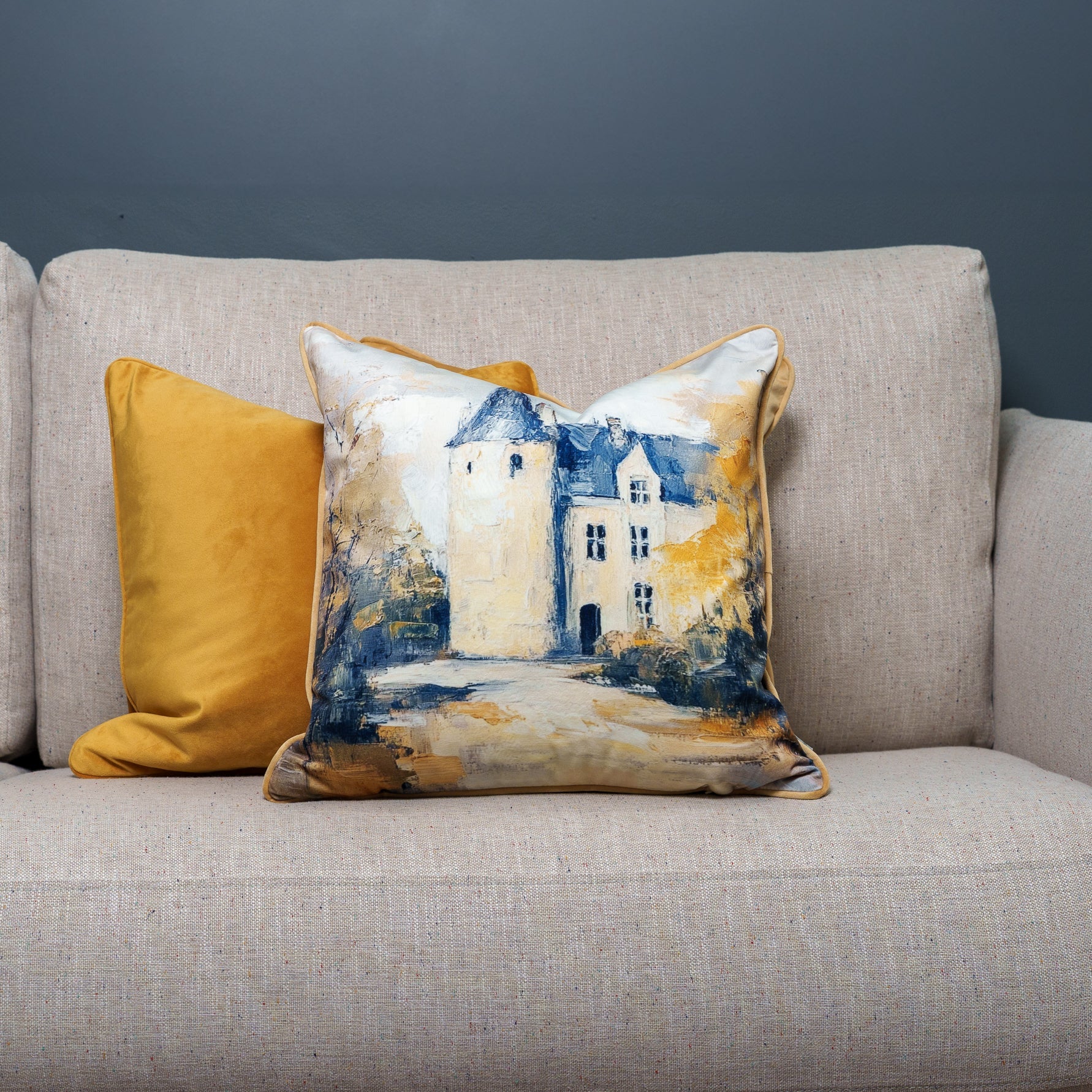 Cushion F+H Velvet Rustic Castle View