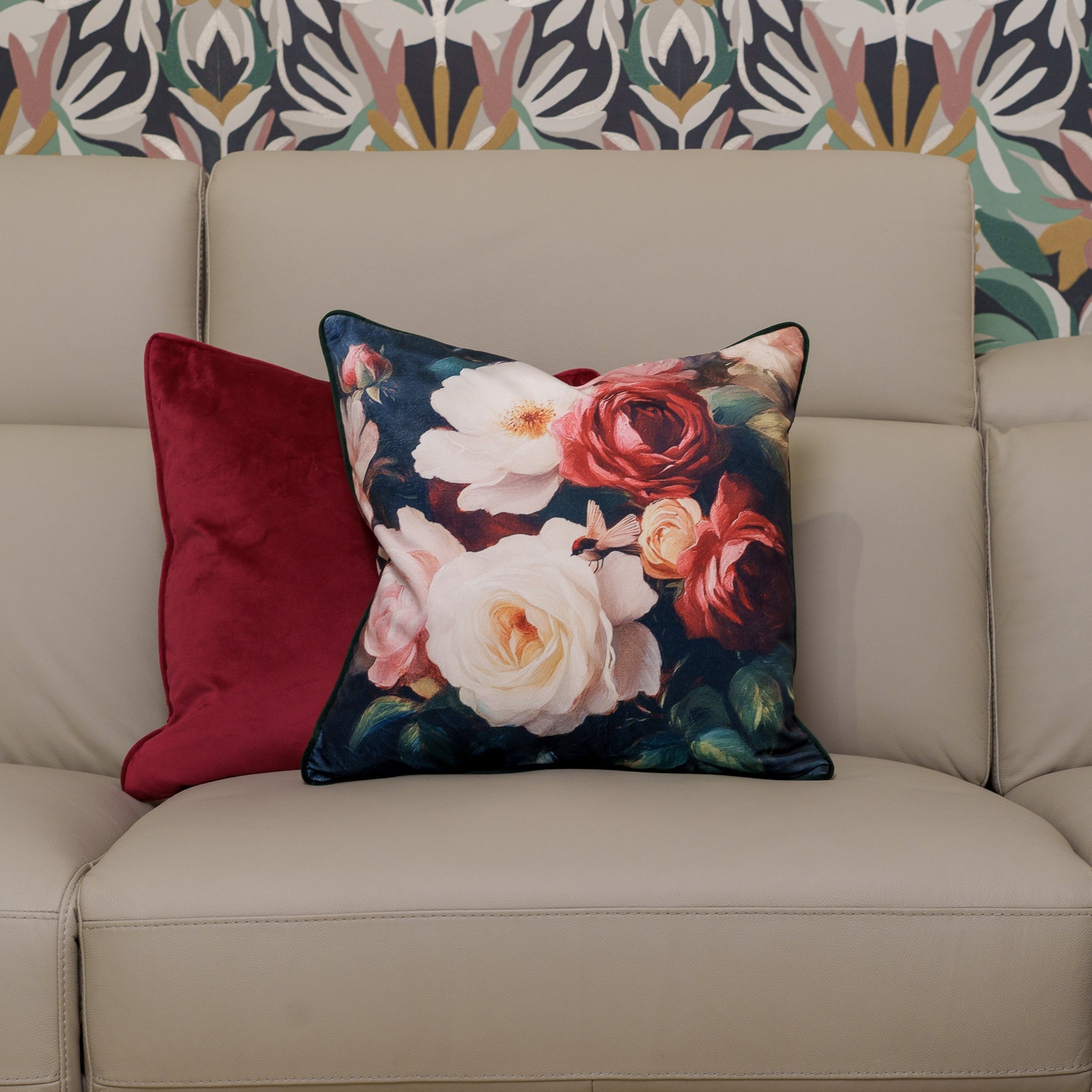 Cushion F+H Velvet Night Bloom Rose Multi