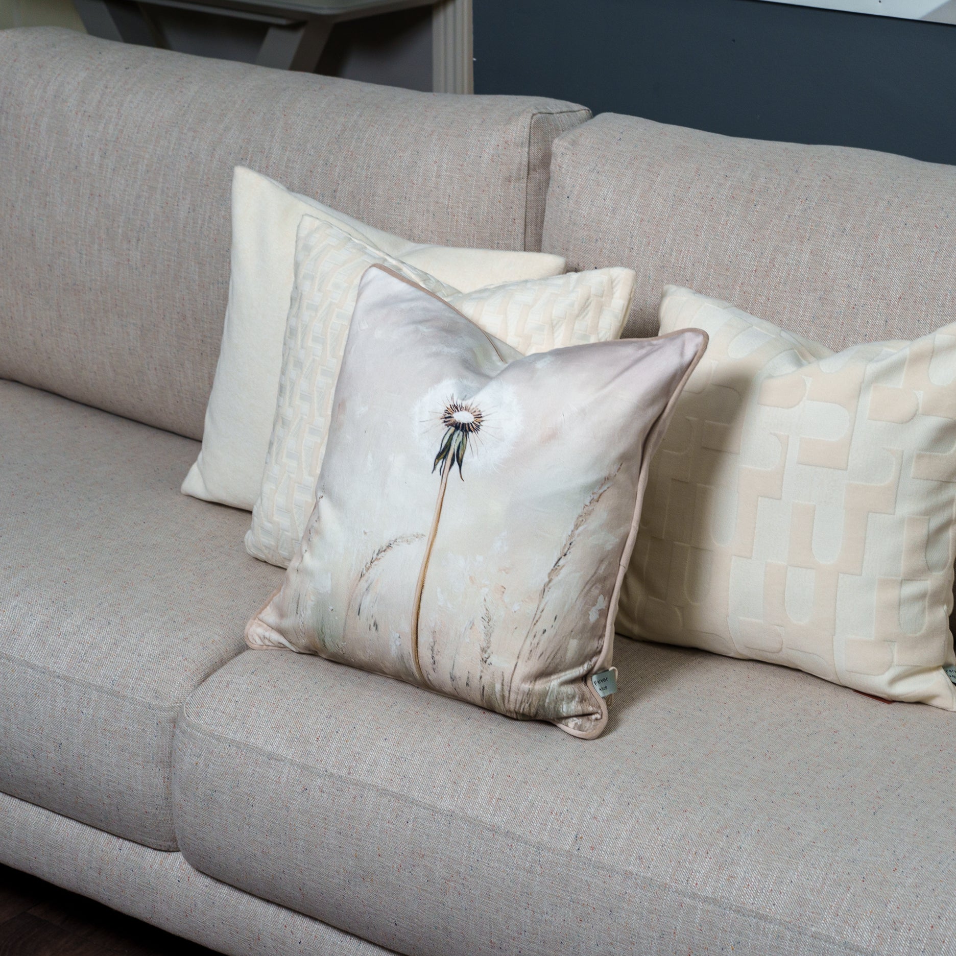 Cushion F+H Velvet Rustic Seed Head