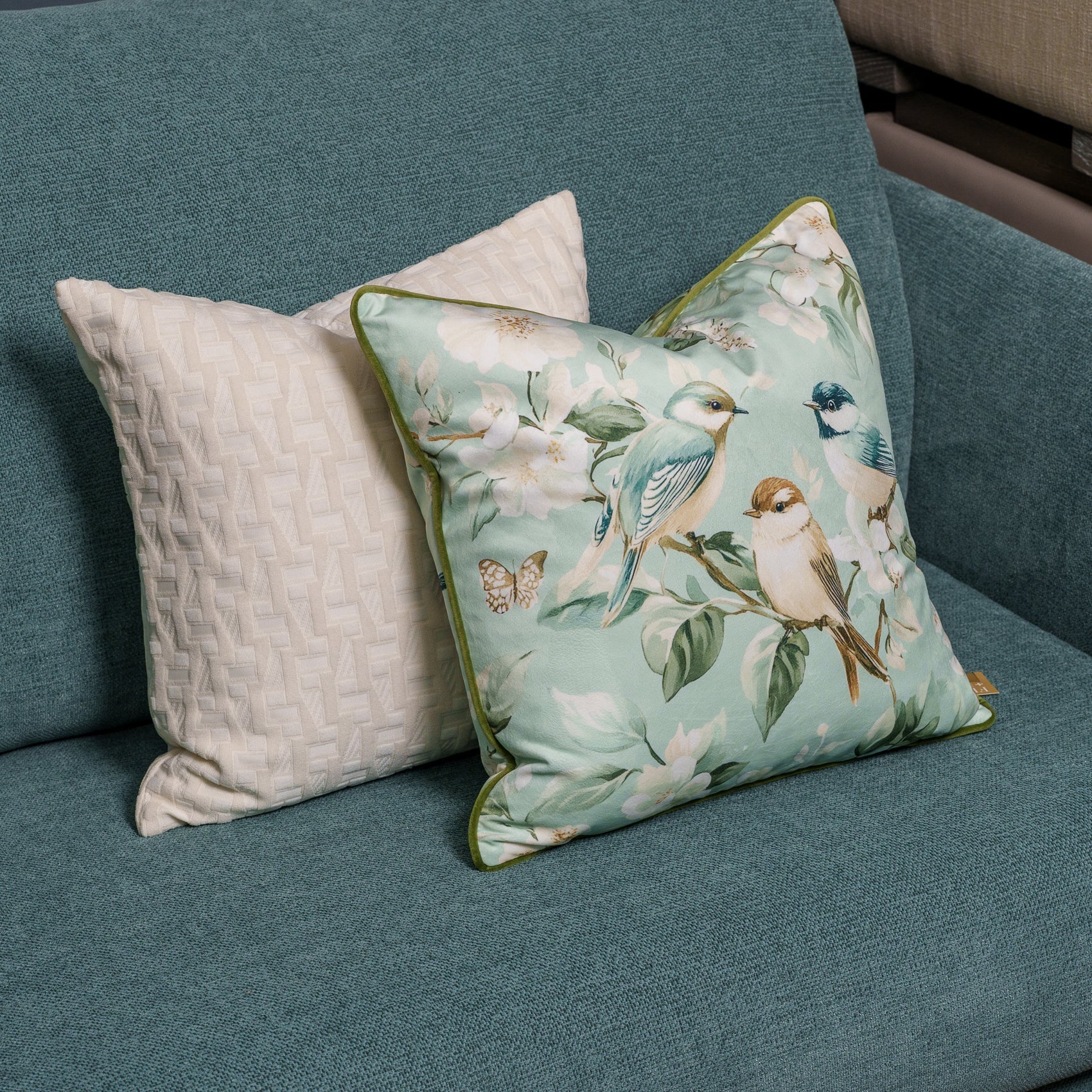 Cushion F+H Velvet Dawn Chorus Green