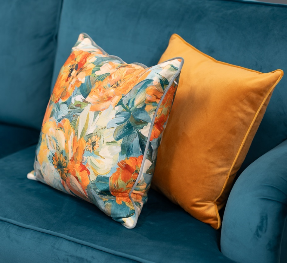 Cushion F+H Velvet Floral Dance