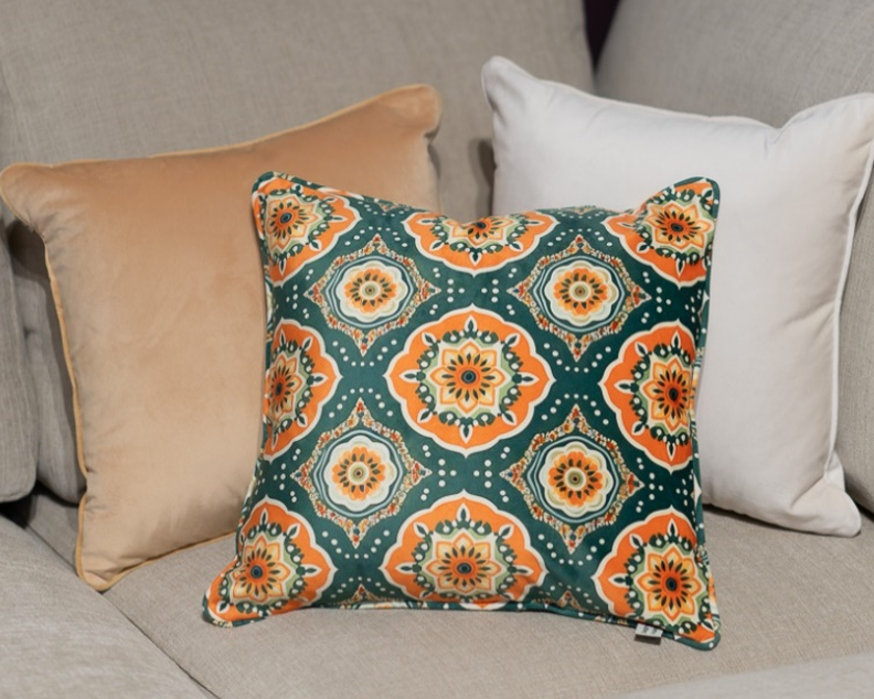 Cushion F+H Velvet Trellis Circle